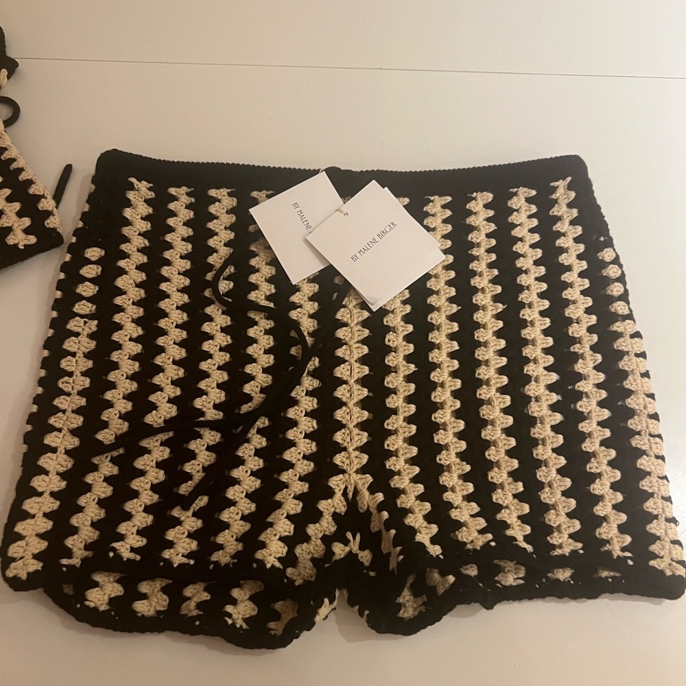 By Malene Birger Dor Crochet Shorts - Picture 3 of 3